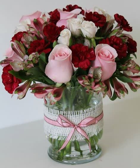 Rose, Spray Rose, Mini Carnation, Alstromeria