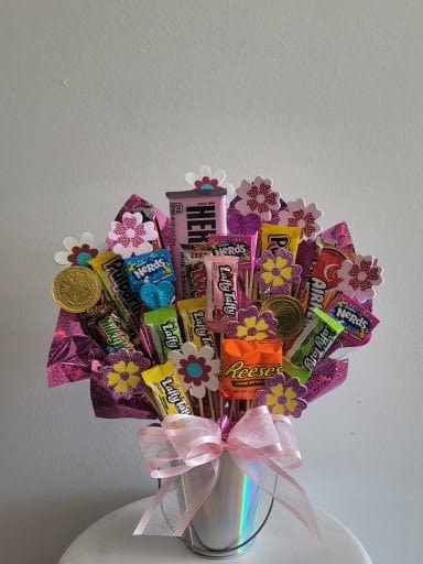 VERY NICE DESIGNED CANDIES DECORATED WITH FLOWERS