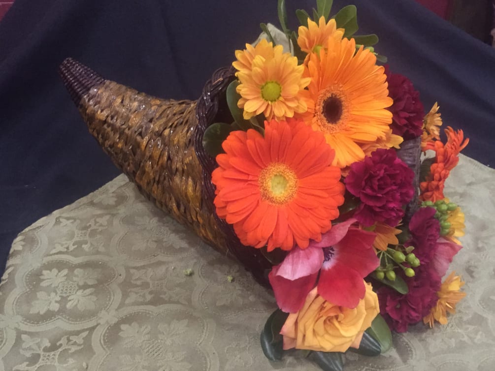 Enjoy the Autumn colors in a basket weave cornucopia! This design is