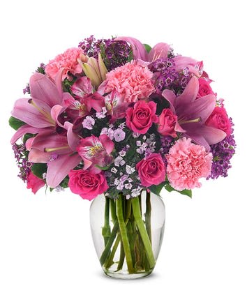 Pink flowers bouquet 