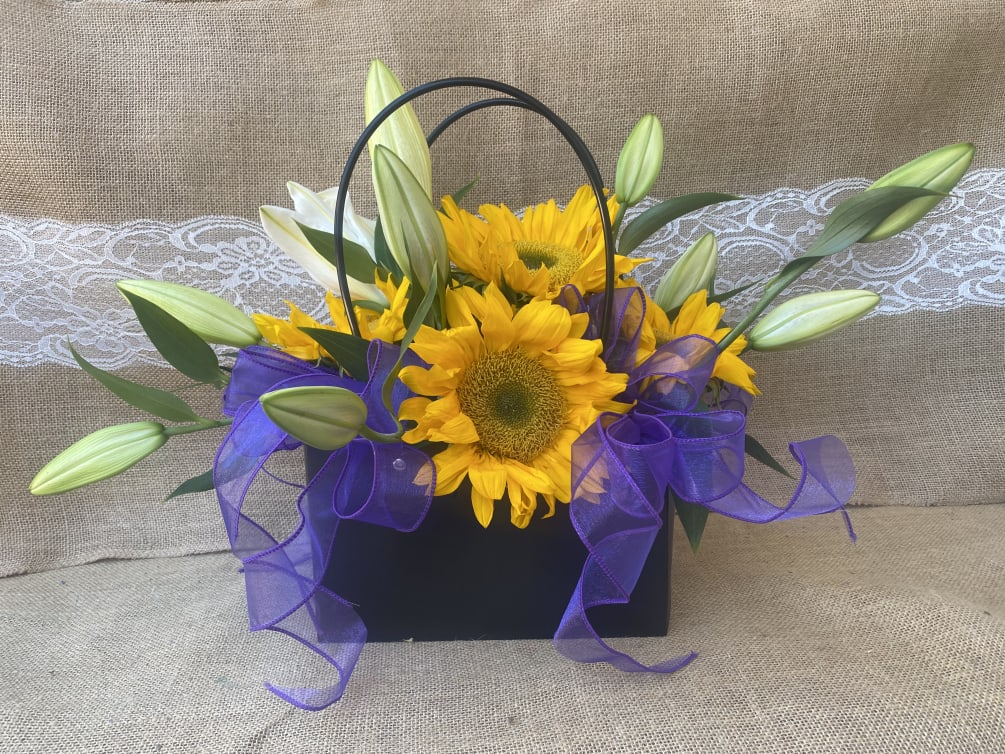 Elegant Sunflowers Lillies  Hand Bag  is the cutest ever 