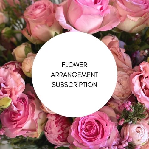 Indulge in a blooming luxury experience with our highly awaited flower subscription.