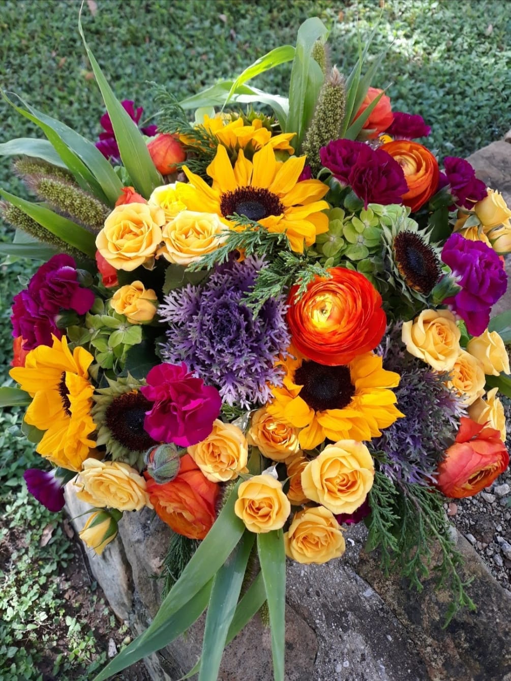 Lovely grouping of blooms in beautiful warm hues. This would perfect for