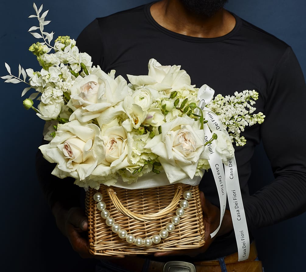 Hydrangeas and O&#039;hara roses arranged in a basket with pearls. Size Medium
