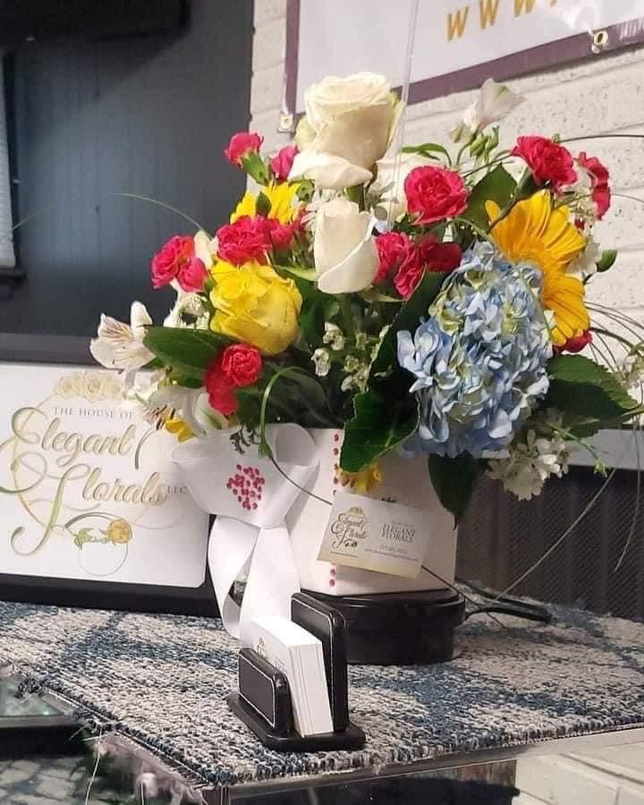 A beautiful vase arrangement for any occasion. Roses, Hydrangeas, Sunflowers, Alstromerias baby
