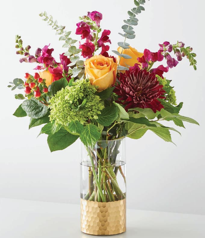 Elegant and charming with a hint of golden glamour.

Please Note: The bouquet