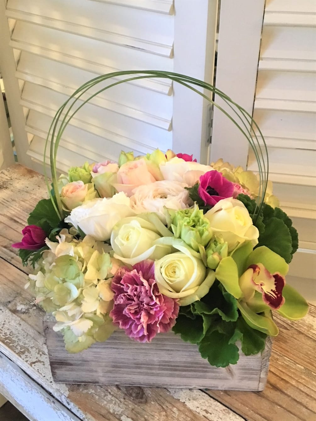 Welcome Spring! Premium spring blooms in blushing pink, ivory and antique hues