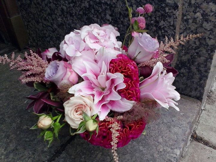 Lush pinks, deep magentas, and whites. Local flowers and contrasting greens. La