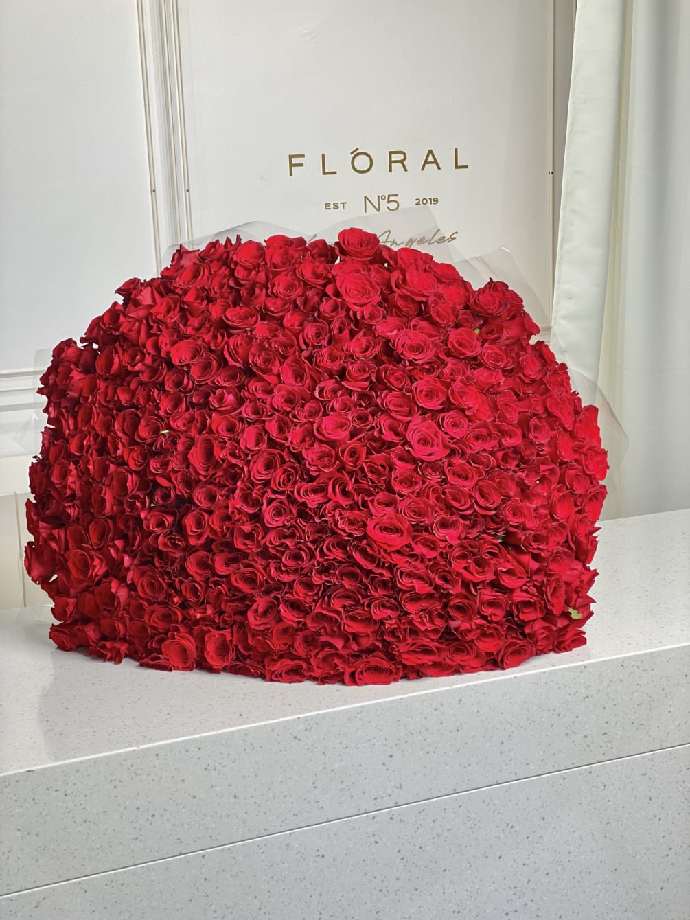 Giant Bouquet of 300 Red Roses - Luxurious Gift for any reason.