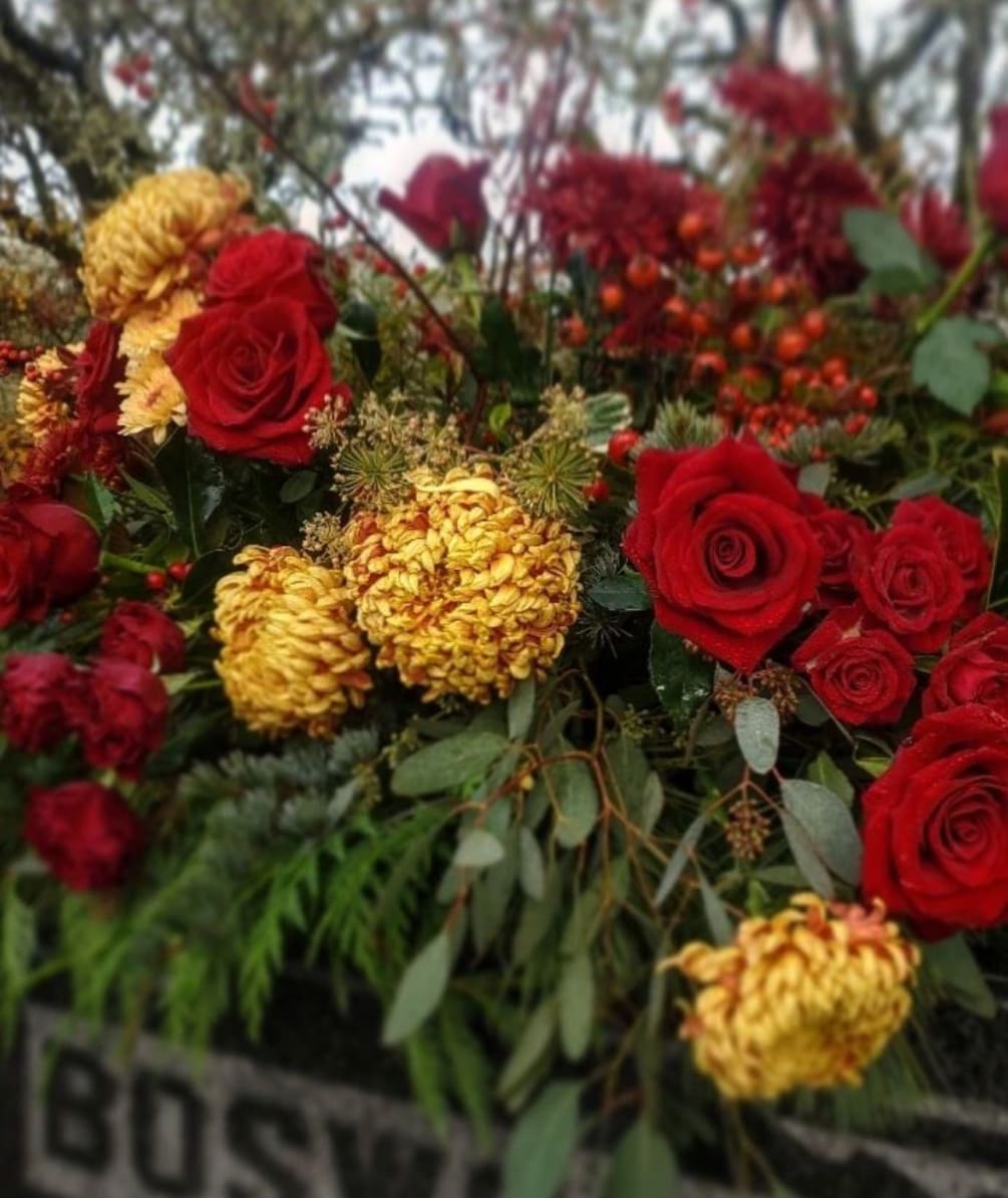 We will use gorgeous blooms to create a stunning gravesite or casket