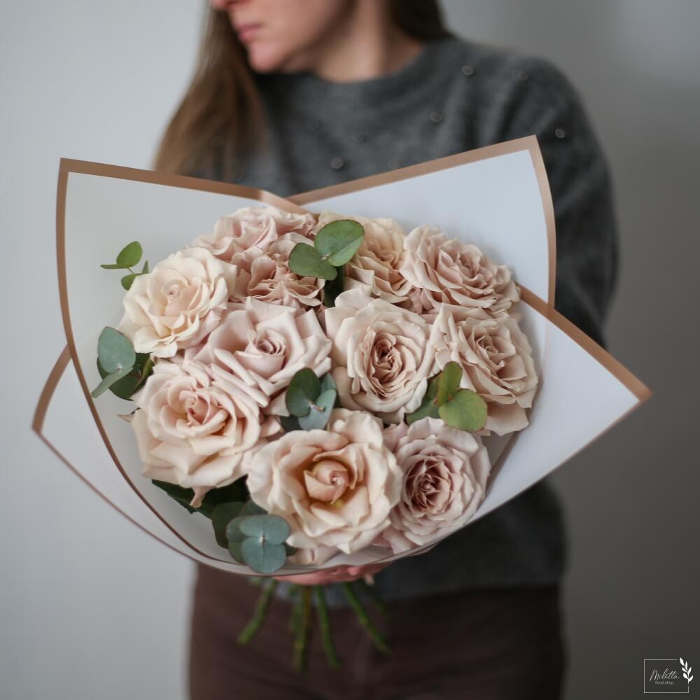 The photo shows a standard size
Brighten someone&#039;s day with a beautiful bouquet