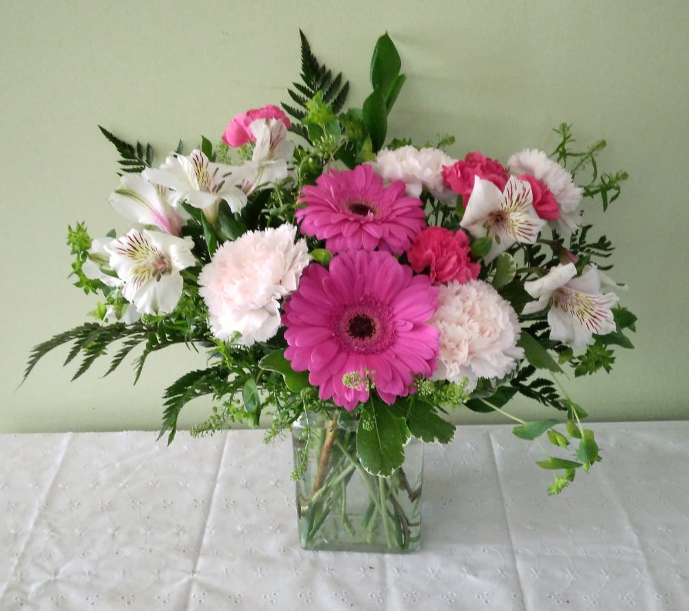  &#039;Daisy About You&#039; Beautiful Gerbera Daisies and pretty purple and white