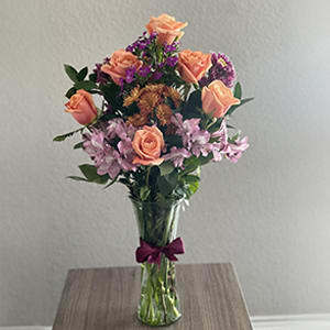 &lsquo;Jewels of Fall&rsquo; is an exquisite and vibrant bouquet featuring an assortment