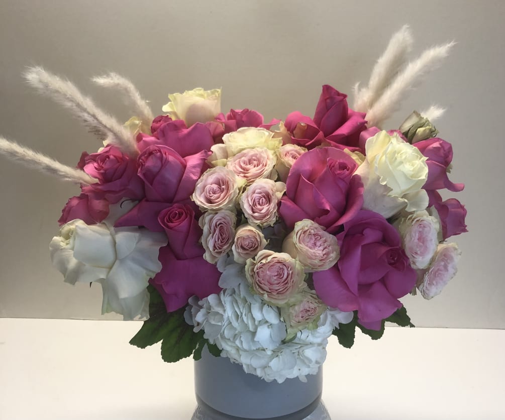 Valentine Special Hot Pink, white Roses, Soft Pink Spray Roses White Hydrangea