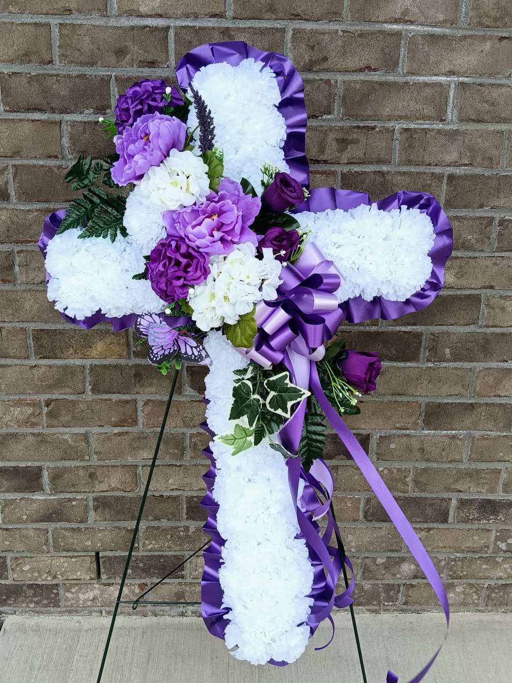 Cross store wreath frames