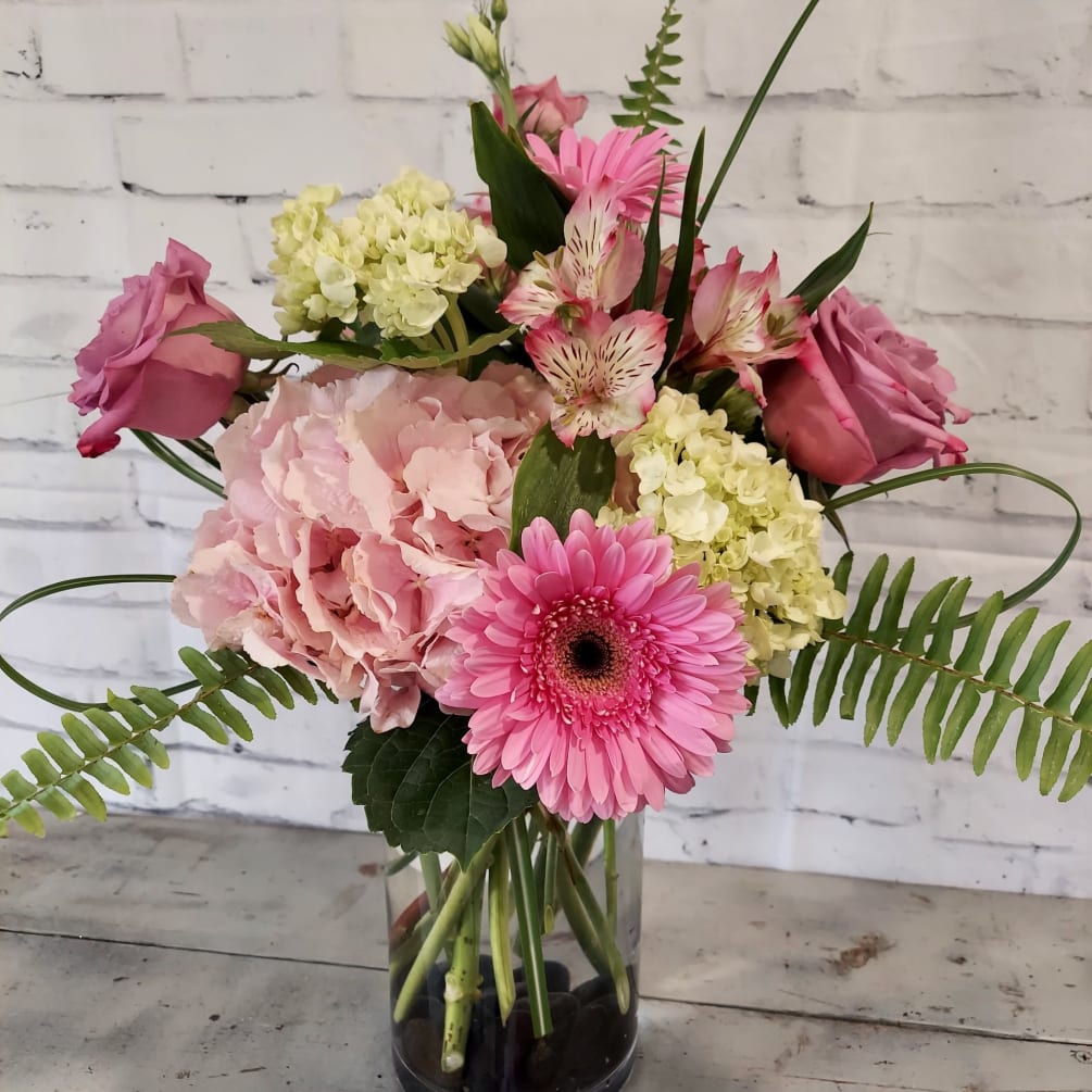 These blooms will make any day a sunny day.  Soft pinks