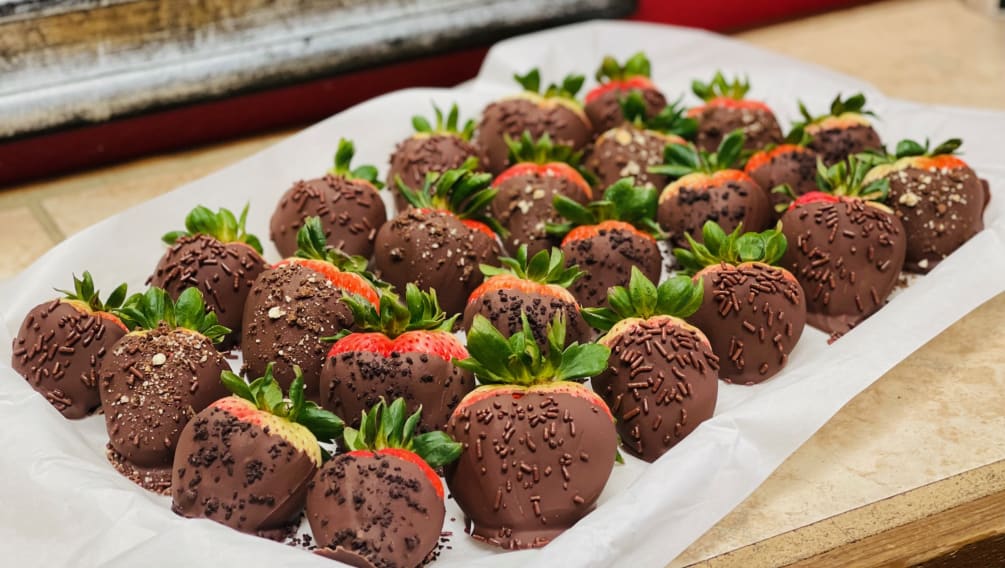 Milk Chocolate Covered Strawberries a delicious treat for any occasion! 