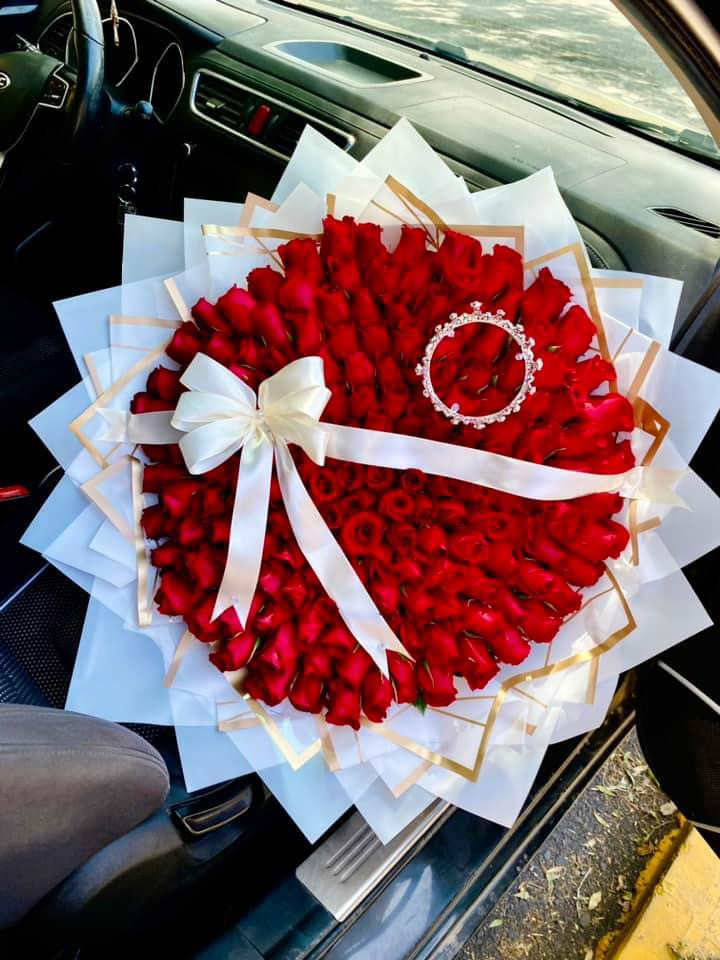 Big bouquet of roses by My Darling Flower