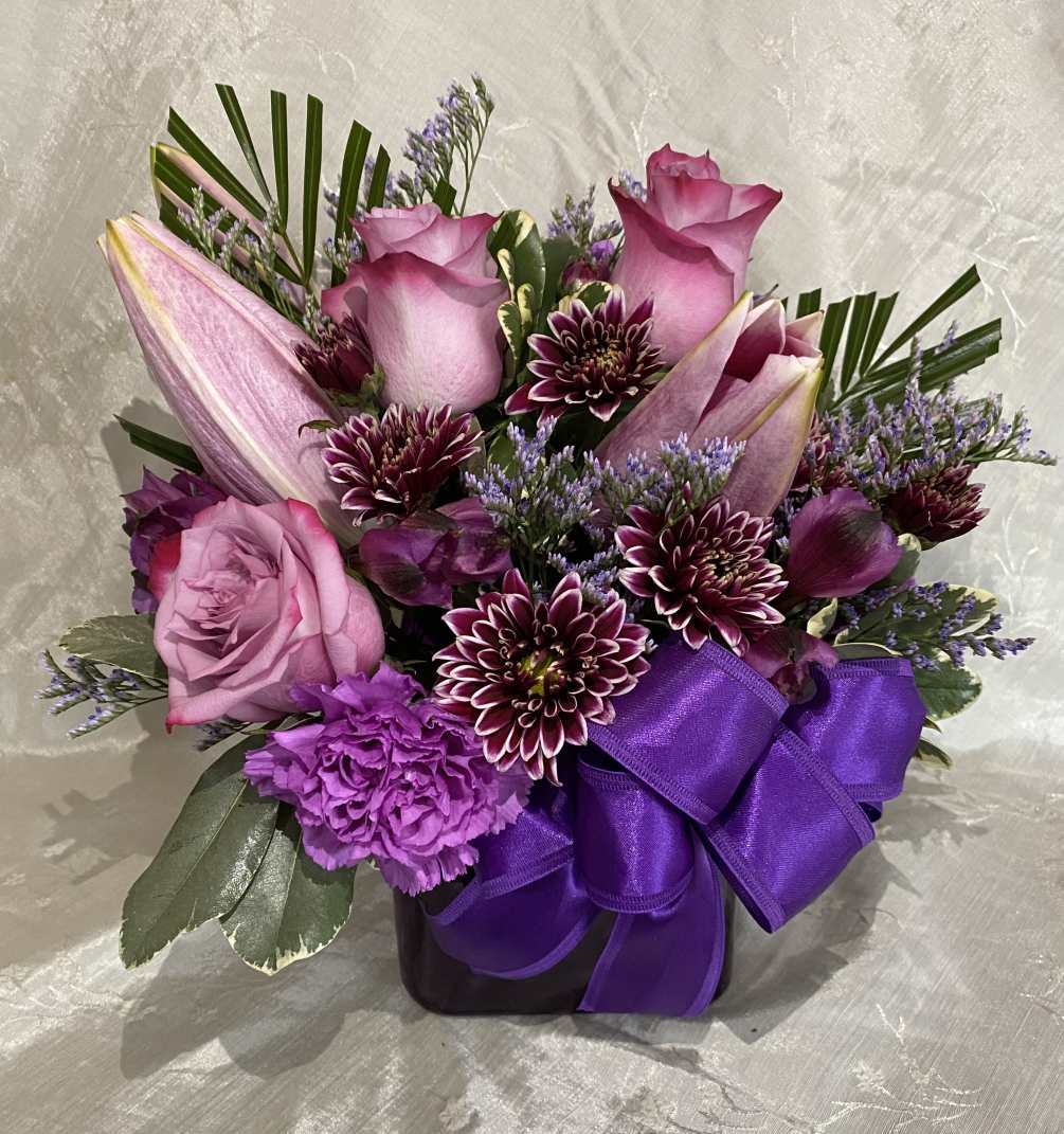 This is the perfect arrangement for the purple lover out there. This
