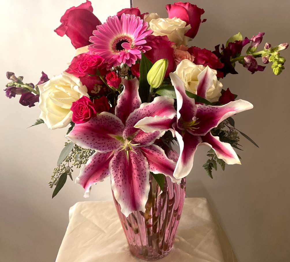 GORGEOUS PREMIUM ARRANGEMENT, WITH HOT PINK AND WHITE ROSES, STARGAZER LILIES, BEAUTIFUL
