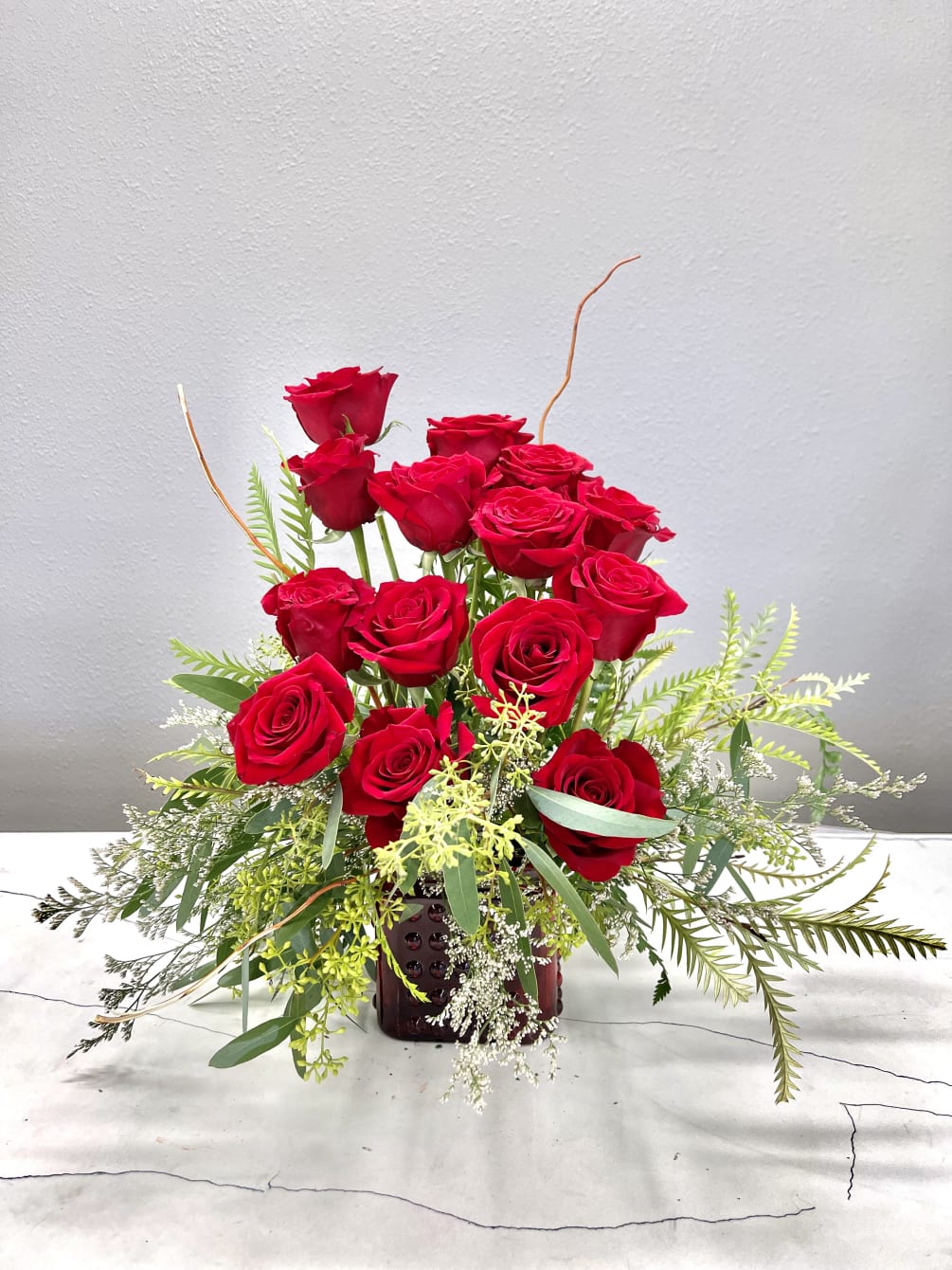 Show that you love and care for someone with red roses.