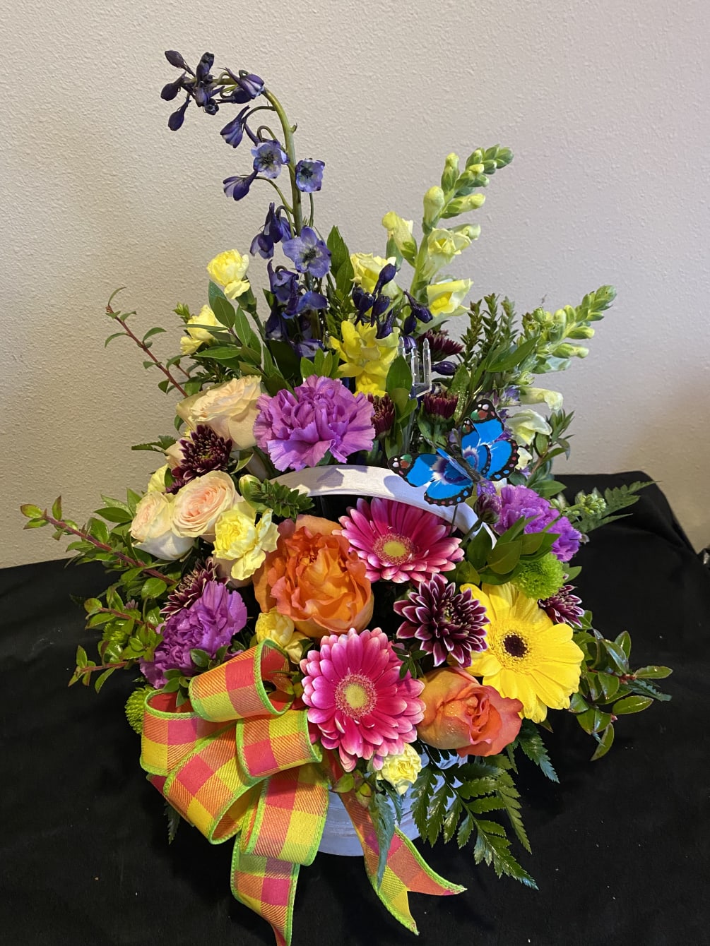 This bouquet has all the colors of the rainbow that should brighten