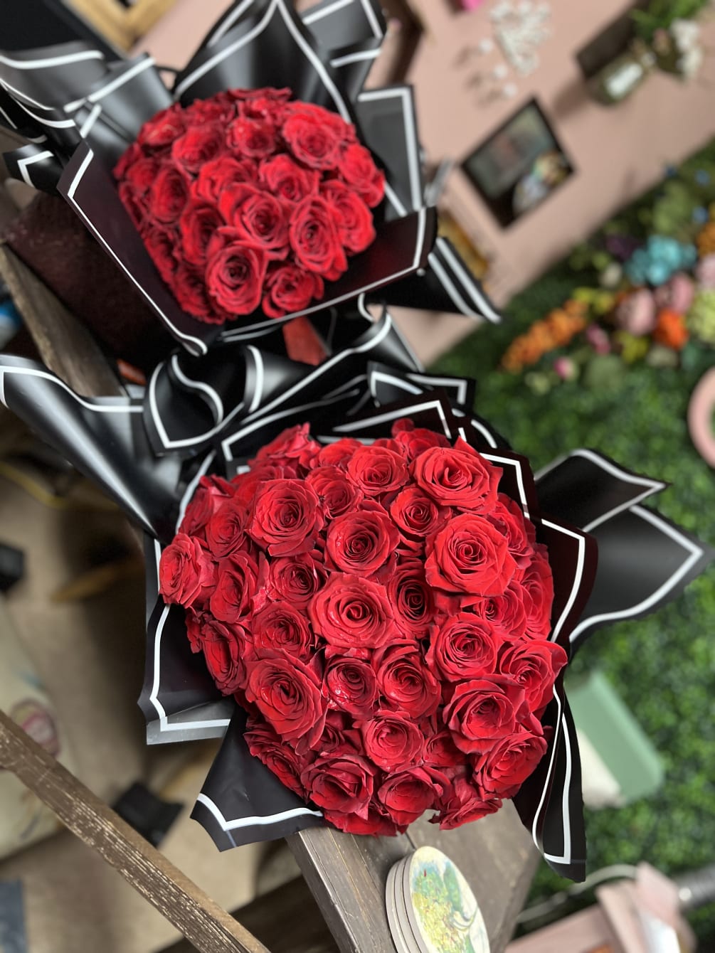 CHOICE OF 12, 25 OR 50 Red Freedom Roses Wrapped in Waterproof