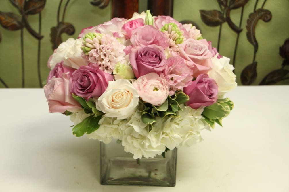 These pastels are beautiful with a delicate touch! Valentine&#039;s Day in pastels