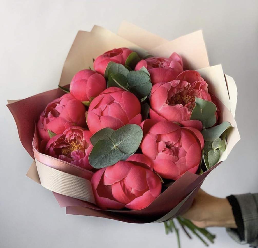 Gorgeous bouquet of peonies comes in light pink, white or red shades