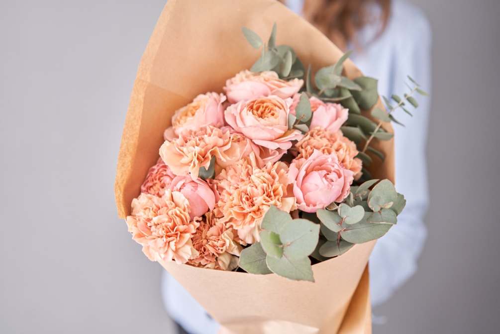 Bouquet of David Austin Roses and Carnations:

This exquisite bouquet combines the classic
