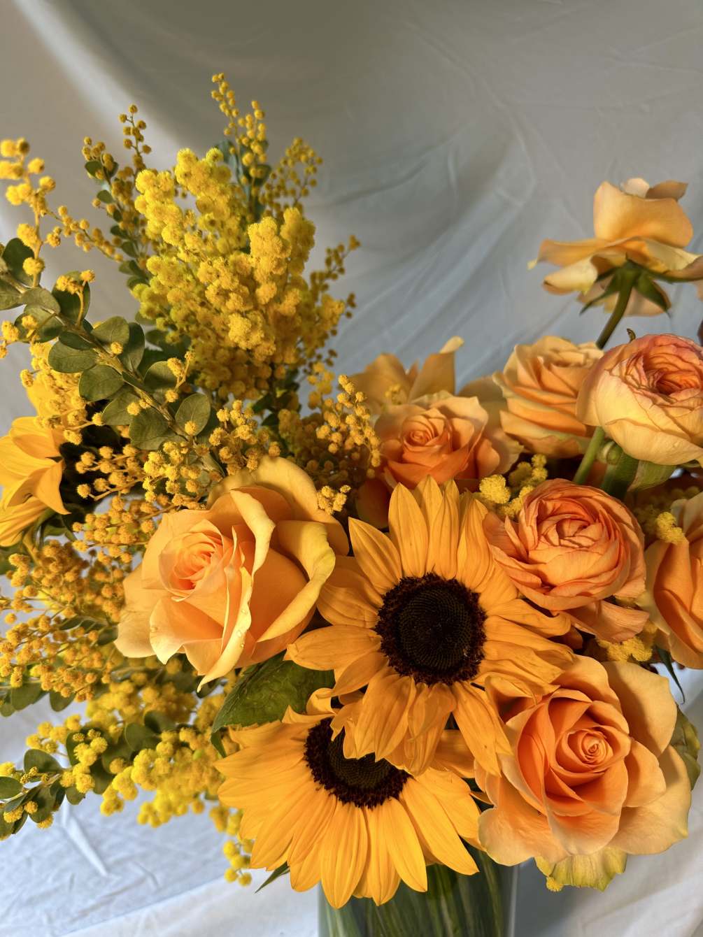 Resembling the magic of the golden hour, these vibrant blooms are sure