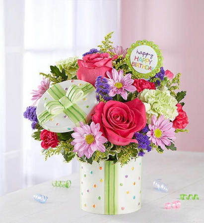 Send this nice arrangement of flowers for that special birthday. Arranged in