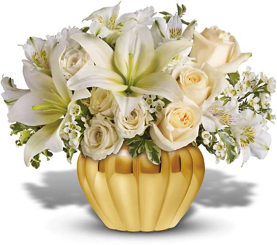 Make their eyes sparkle with a dazzling golden Jardiniere vase overflowing with