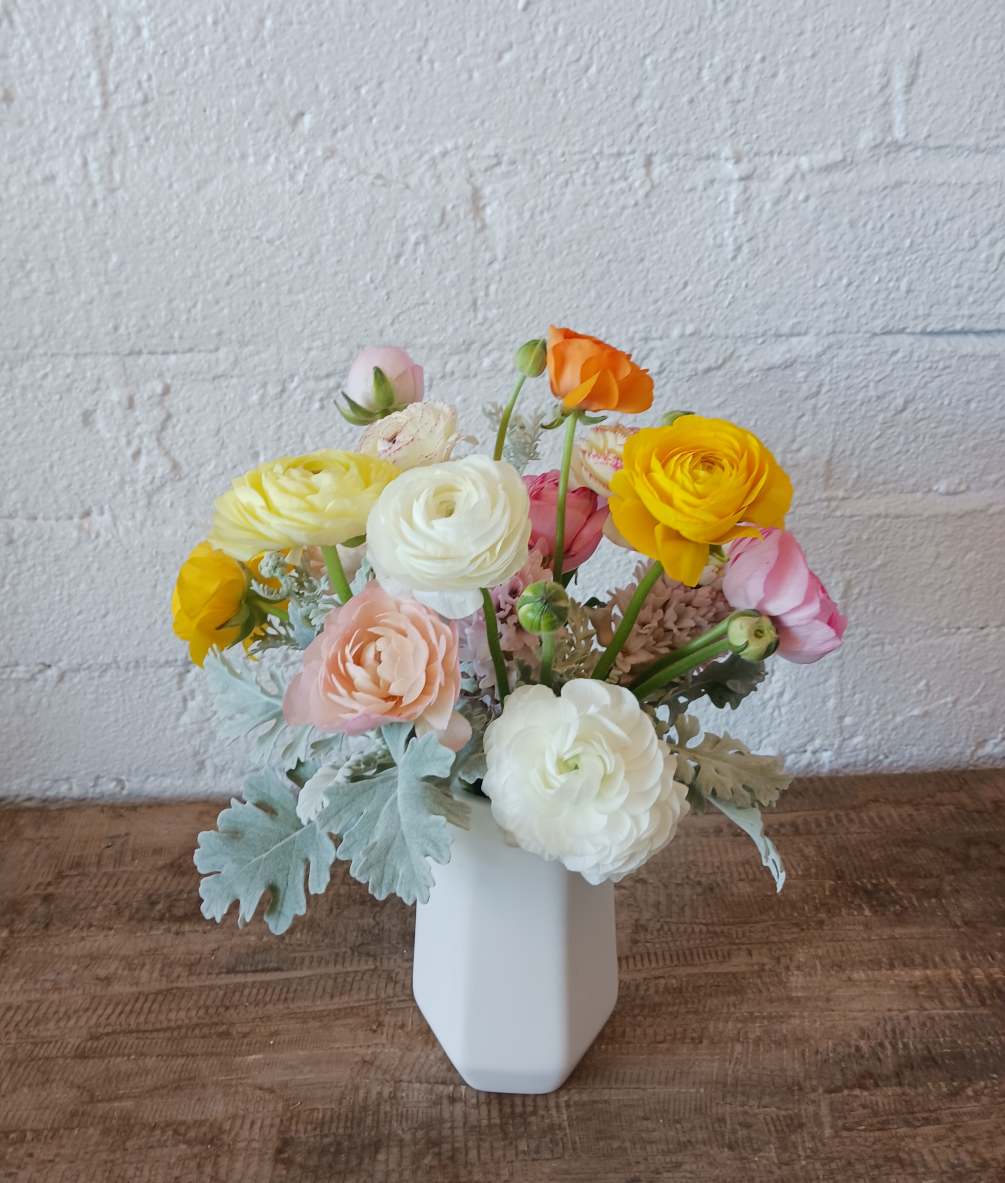 The perfect arrangement for any Ranunculus lovers out there! This simple yet