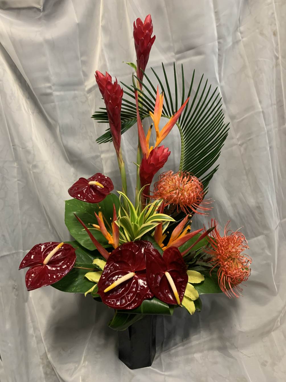Our smaller take on The Aloha Queen design. 
This arrangement standing at
