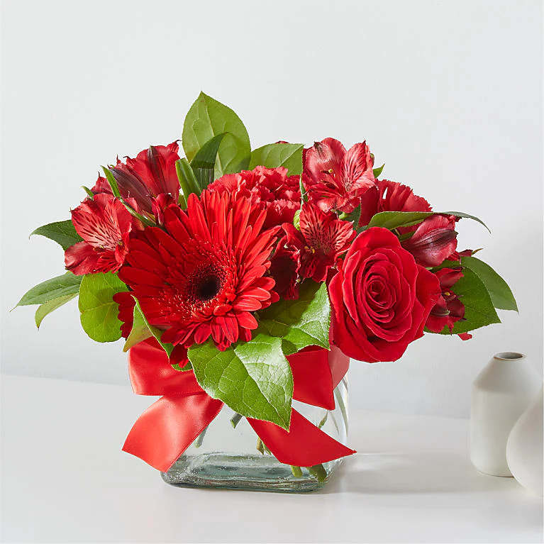 RED HOT BOUQUET
Nothing burns brighter than your passion and love, but these