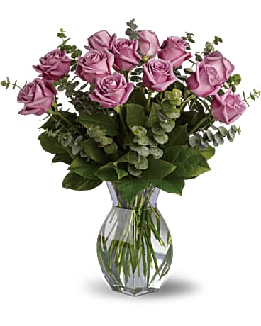 Fragrant roses with a lavender twist. A thoughtful selection for the purple-lover
