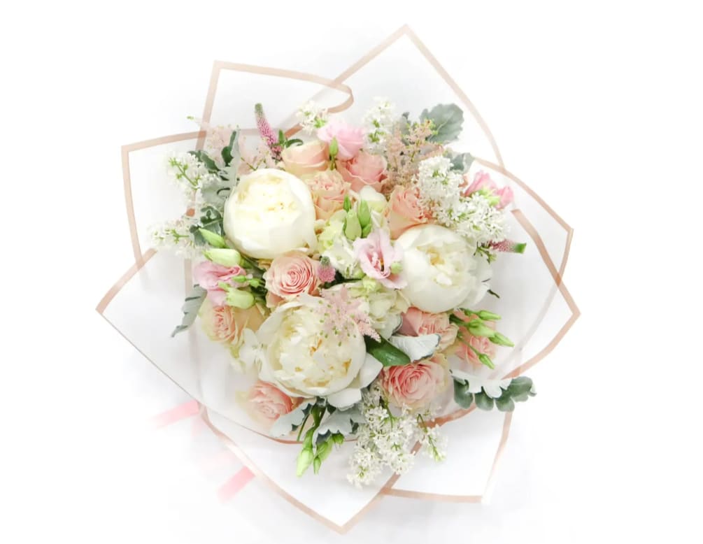 Florence a blush hand tied bouquet, perfect for any occasion. Doesn&rsquo;t come