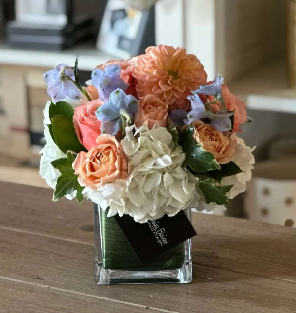 4x4 glass cube arrangement.  Welcome to Dottie, the perfect addition to