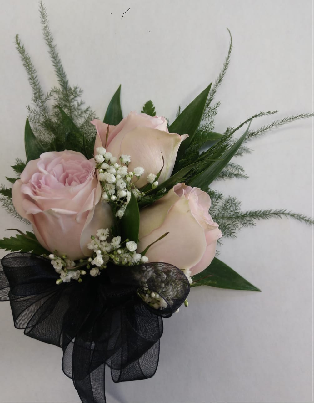 You Choice Of Rose, Carnation, Orchid, Chrysanthemums, Alstroemeria, Succulents Corsage For Prom