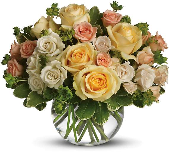 Send your loved one a magic moment with this gorgeous bouquet of