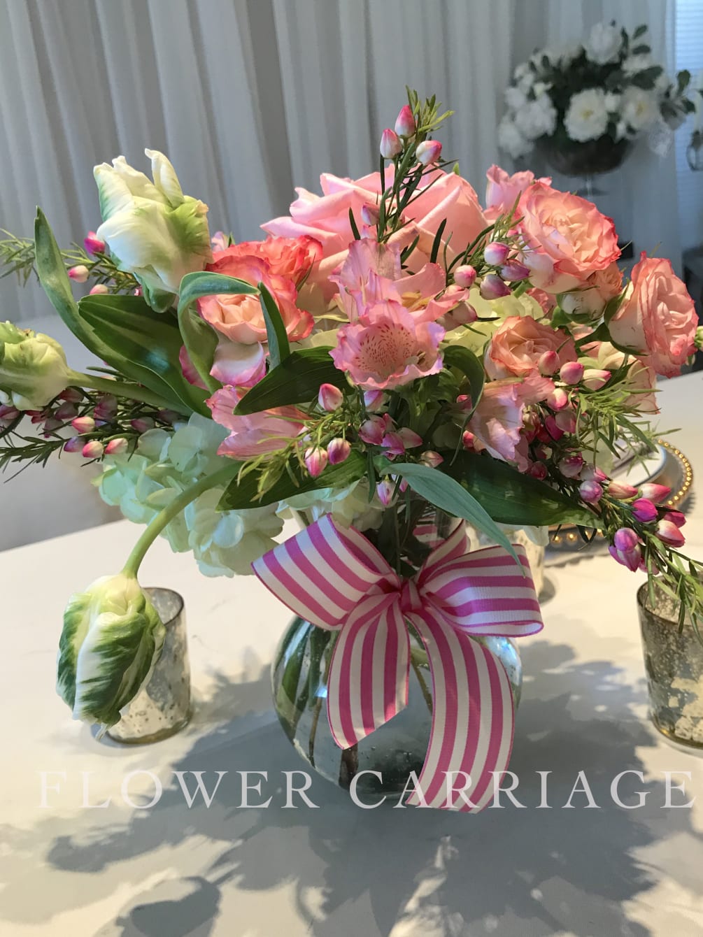 This soft pink makes this bouquet very delicate delivering a feel of