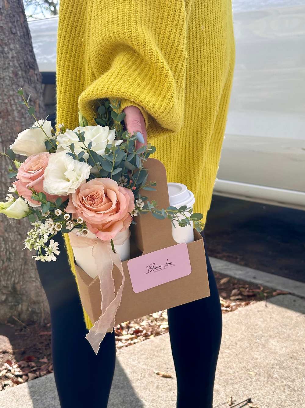 Does your beloved one like coffee and flowers? It&#039;s the perfect combination