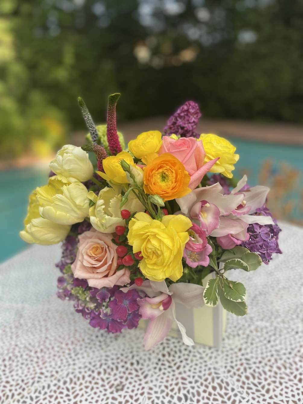We put together gorgeous arrangements &ldquo;written&rdquo; in the language of flowers.
This Le