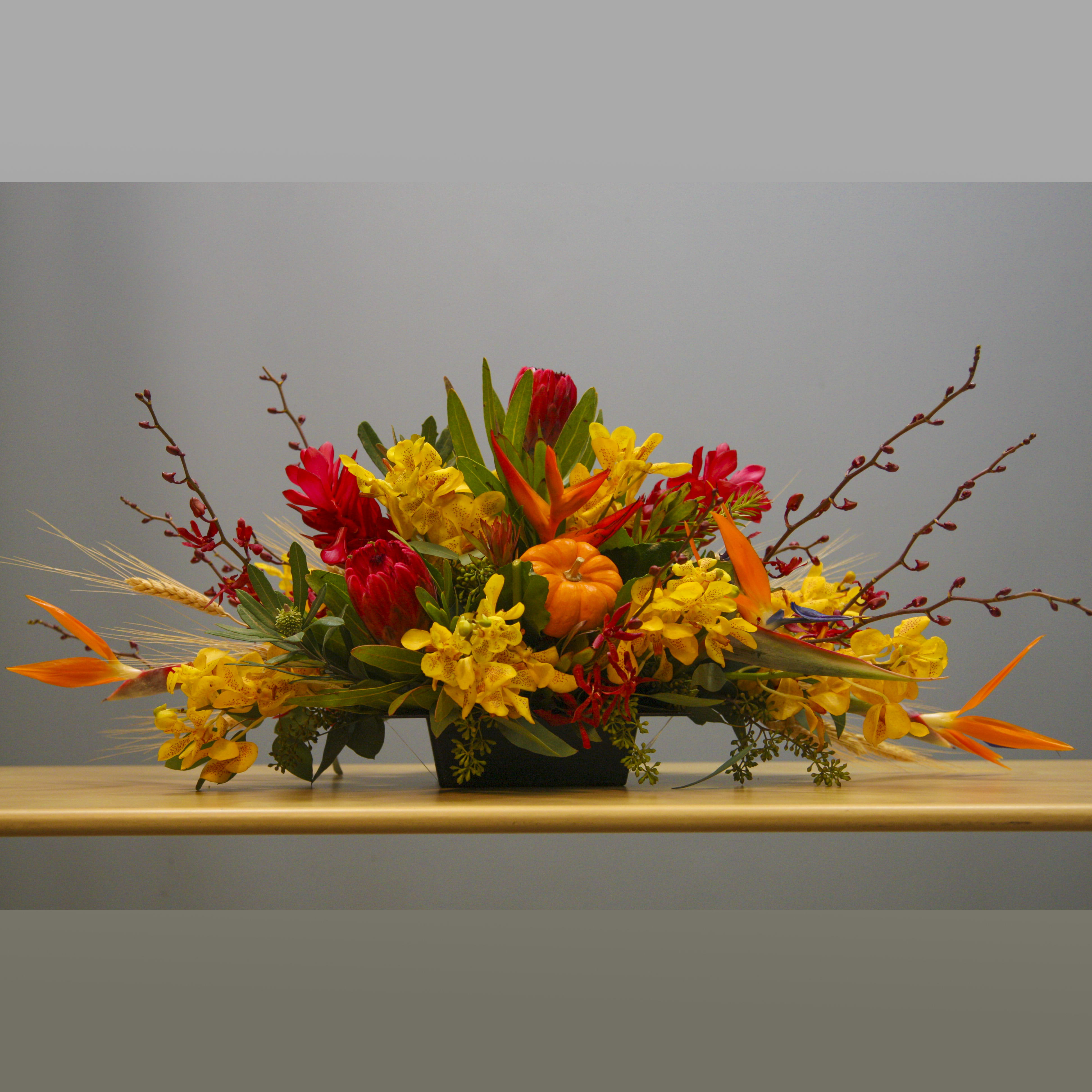 "I Feel Great In Hawaii" Centerpiece (SF 211) in Claremont, CA Sherwood Florist & UniqueArt