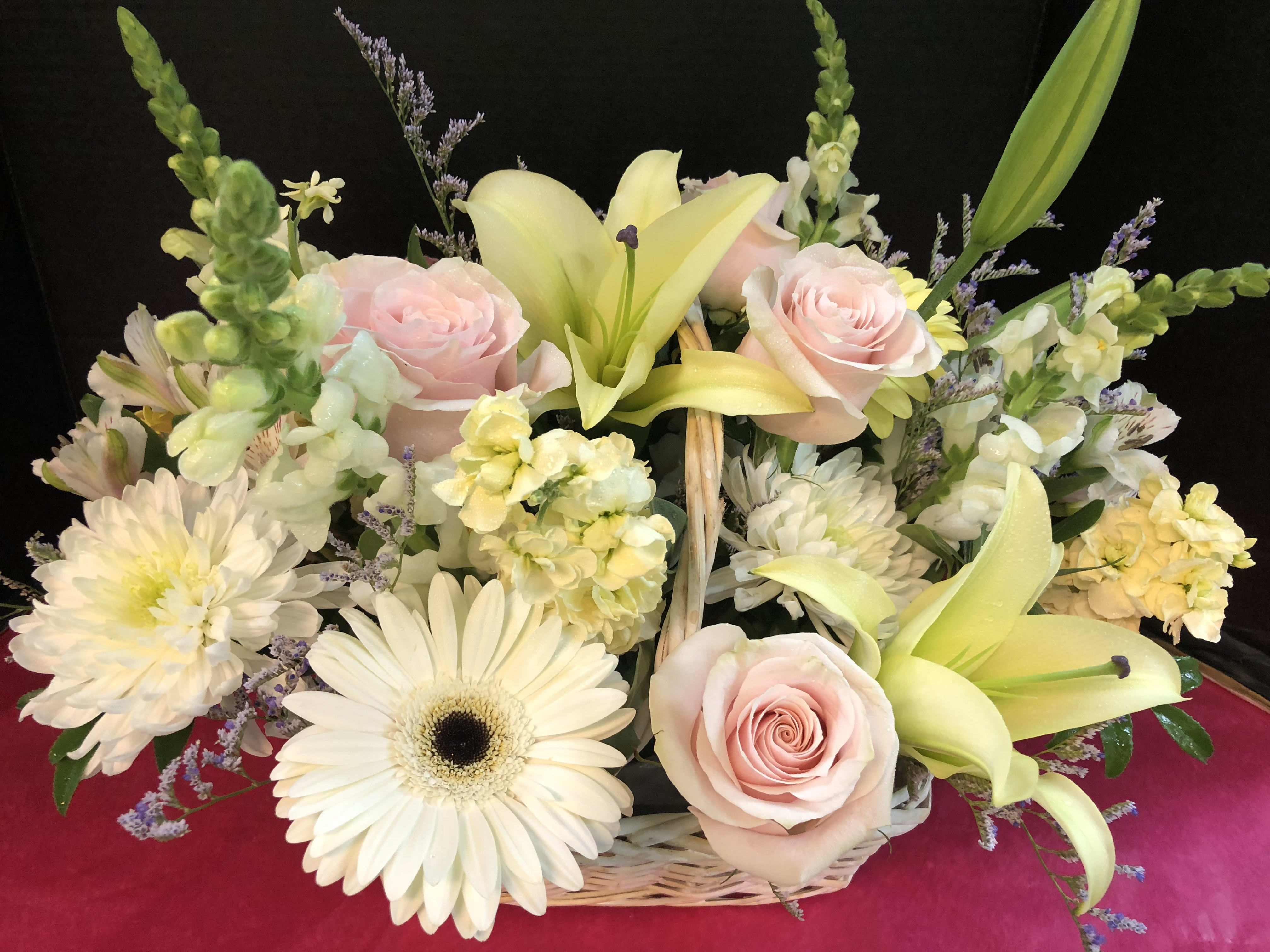 Garden Basket in Bedminster, NJ Blooms at the Hills Florist