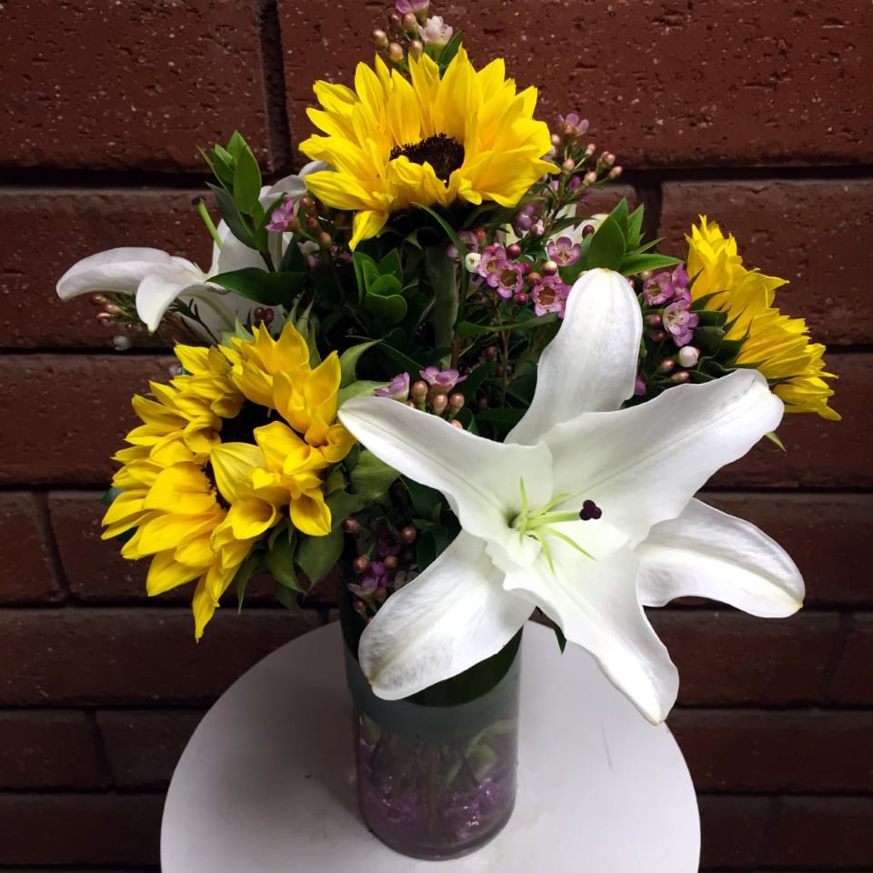 A Little Pick-Me-Up Bouquet in San Diego, CA | House of Stemms