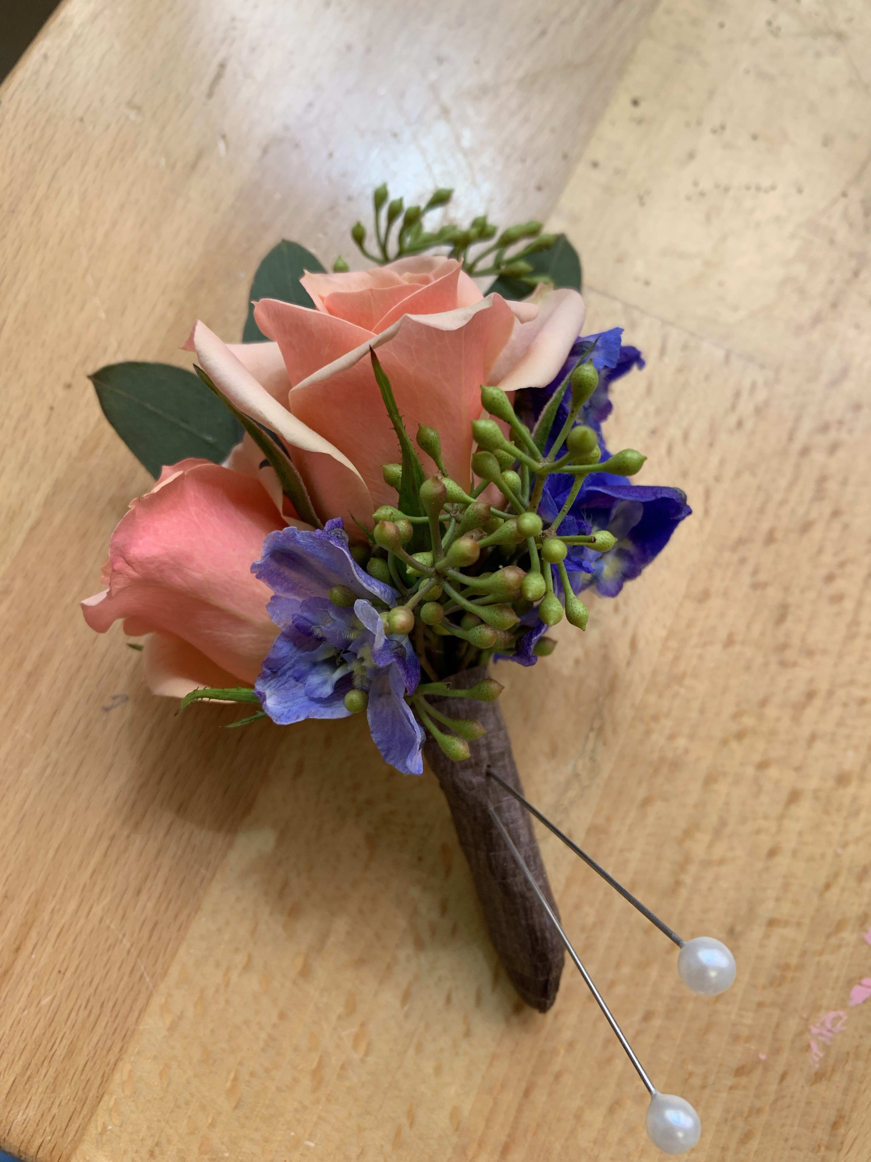 Boutonnière Any Style in Memphis, TN Premier Flowers