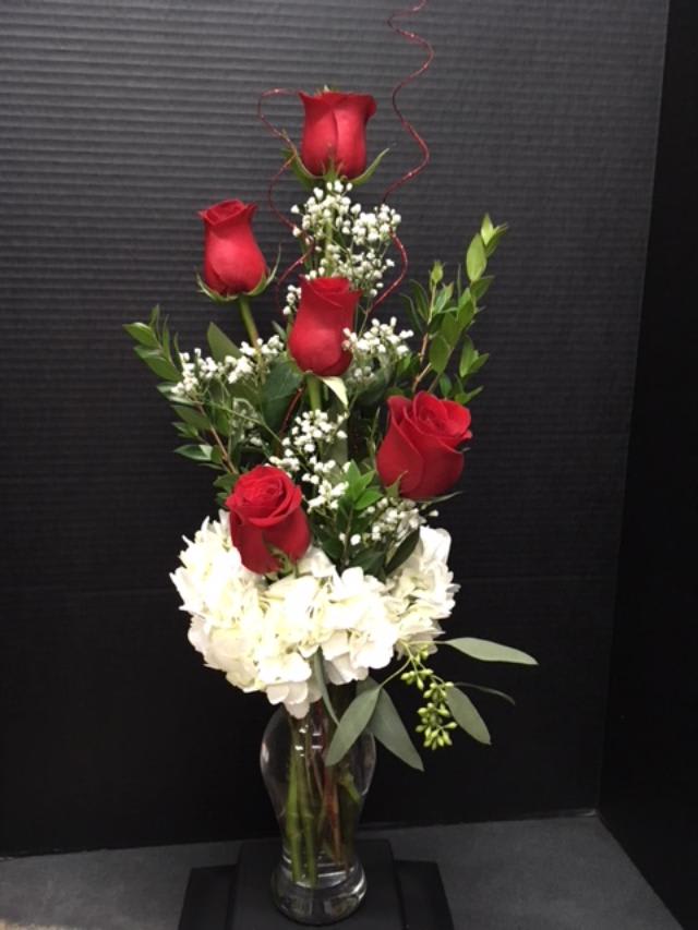 cloud of love in Frederick, MD | Amour Flowers
