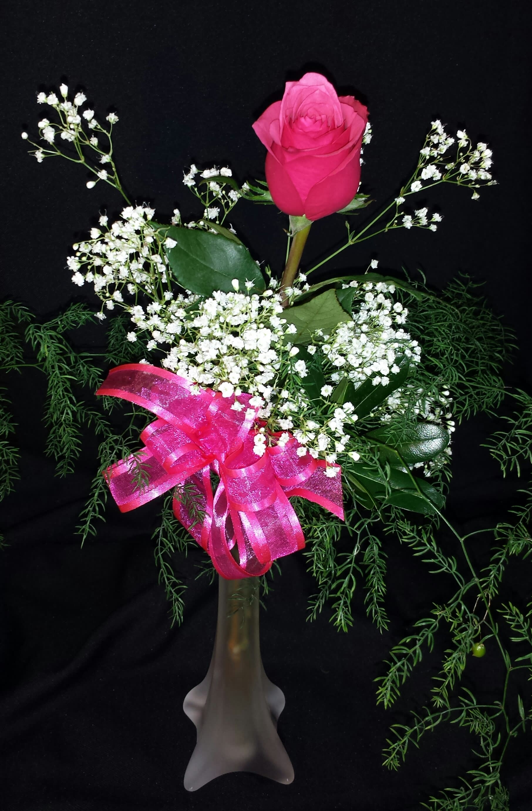 Rose Bud Vase in Rancho Cordova, CA FLOWER FIESTA